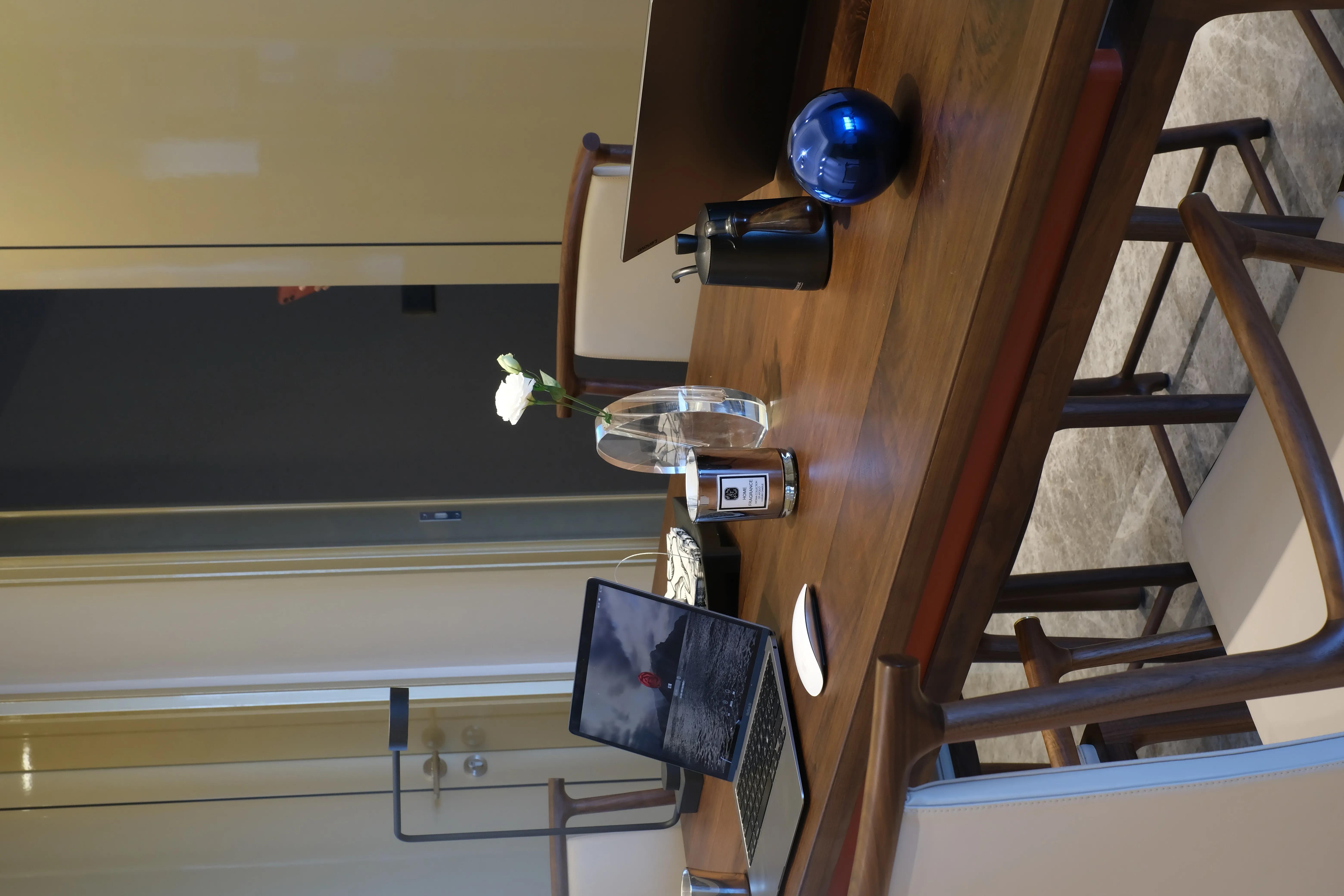 长桌餐桌可折叠,极简好看餐桌推荐