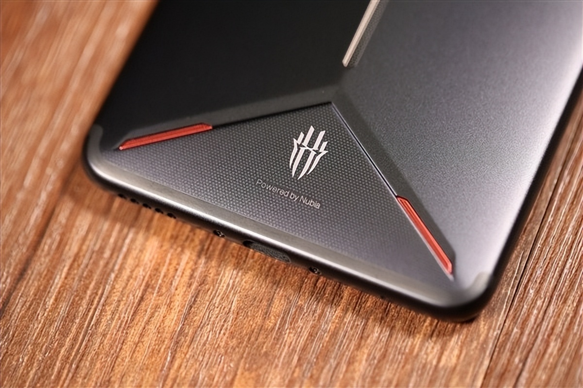 性能最强大的手机游戏配置,手机游戏性能极致的主力机