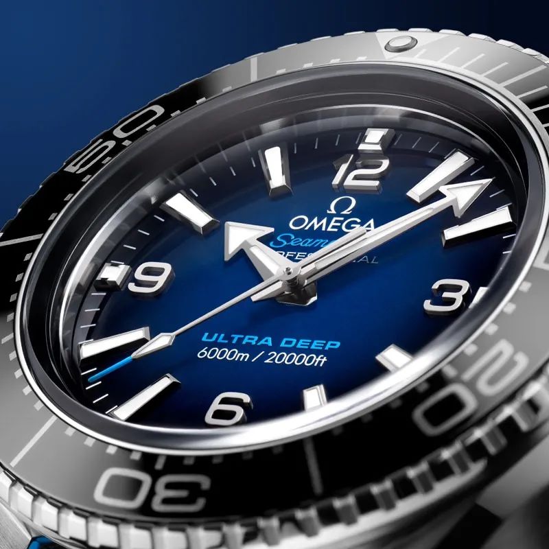 这下好了，留给欧米茄的颜色也不多了，一口气推出32款新品