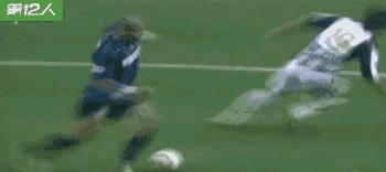 阿德里亚诺为什么叫梅阿查国王,足坛十大神锋阿德里亚诺