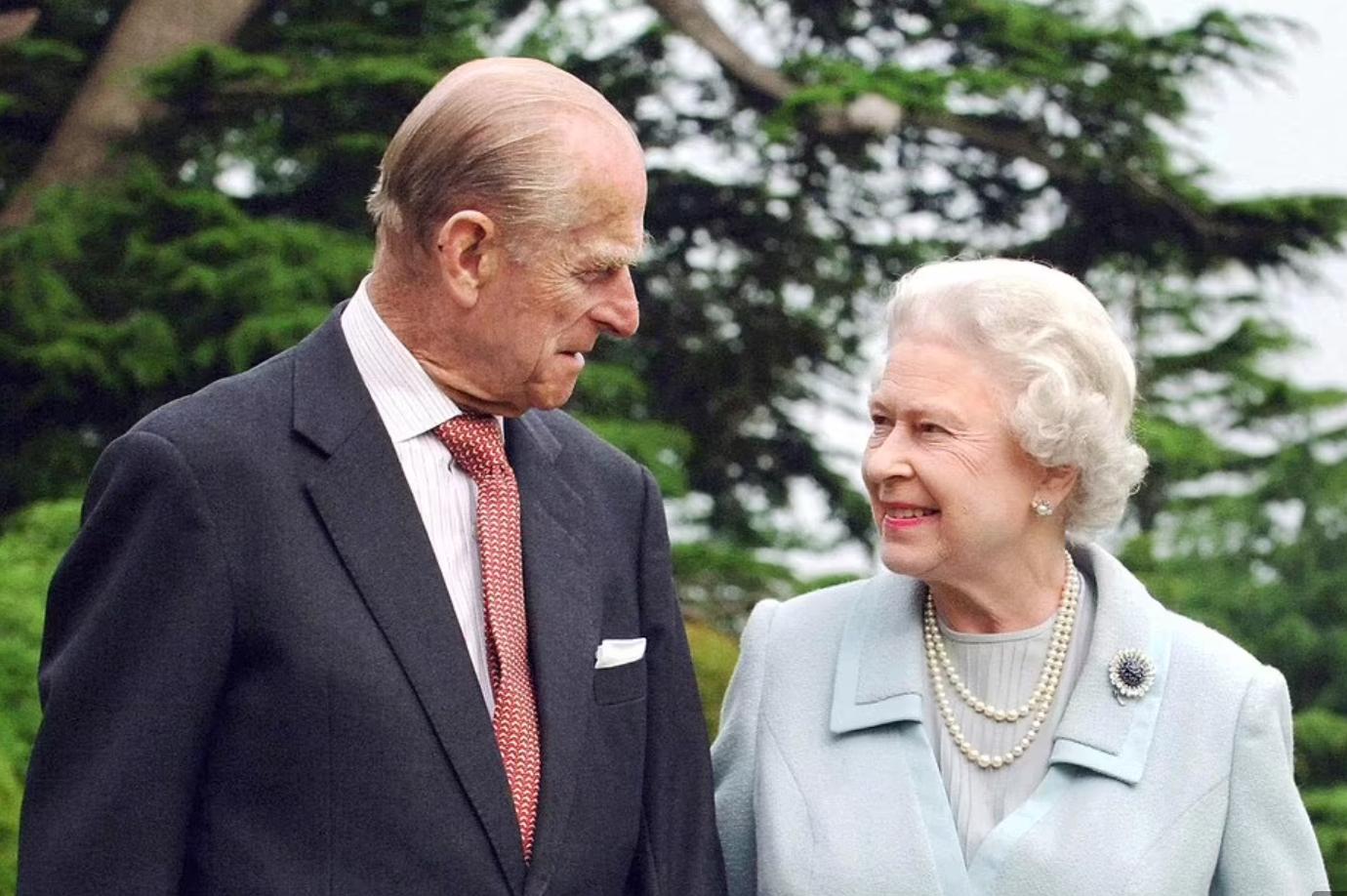 英国女王的婚姻历程,英国女王的爱情文案