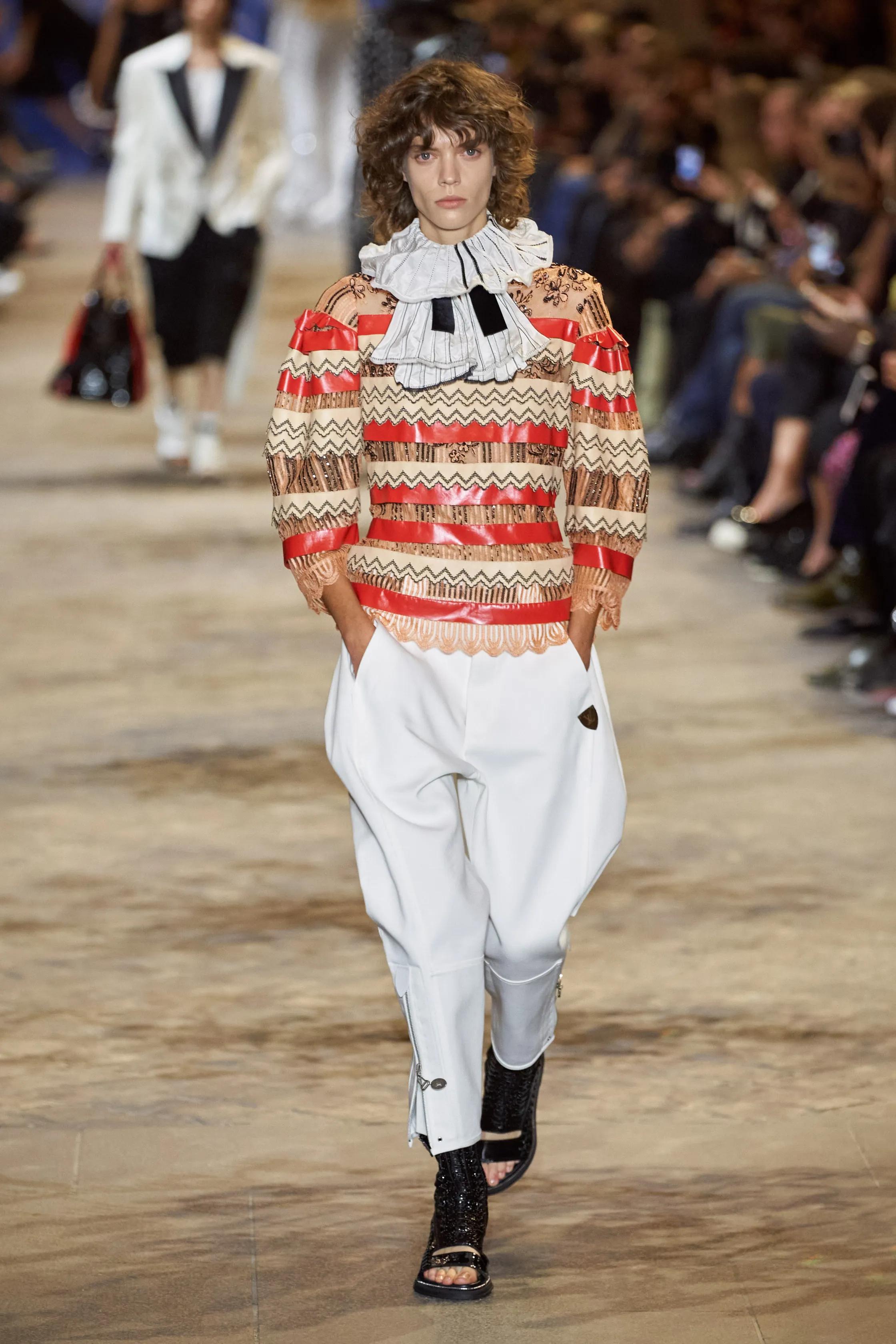 路易威登LouisVuitton面料,路易威登louisvuitton衣服的缺点