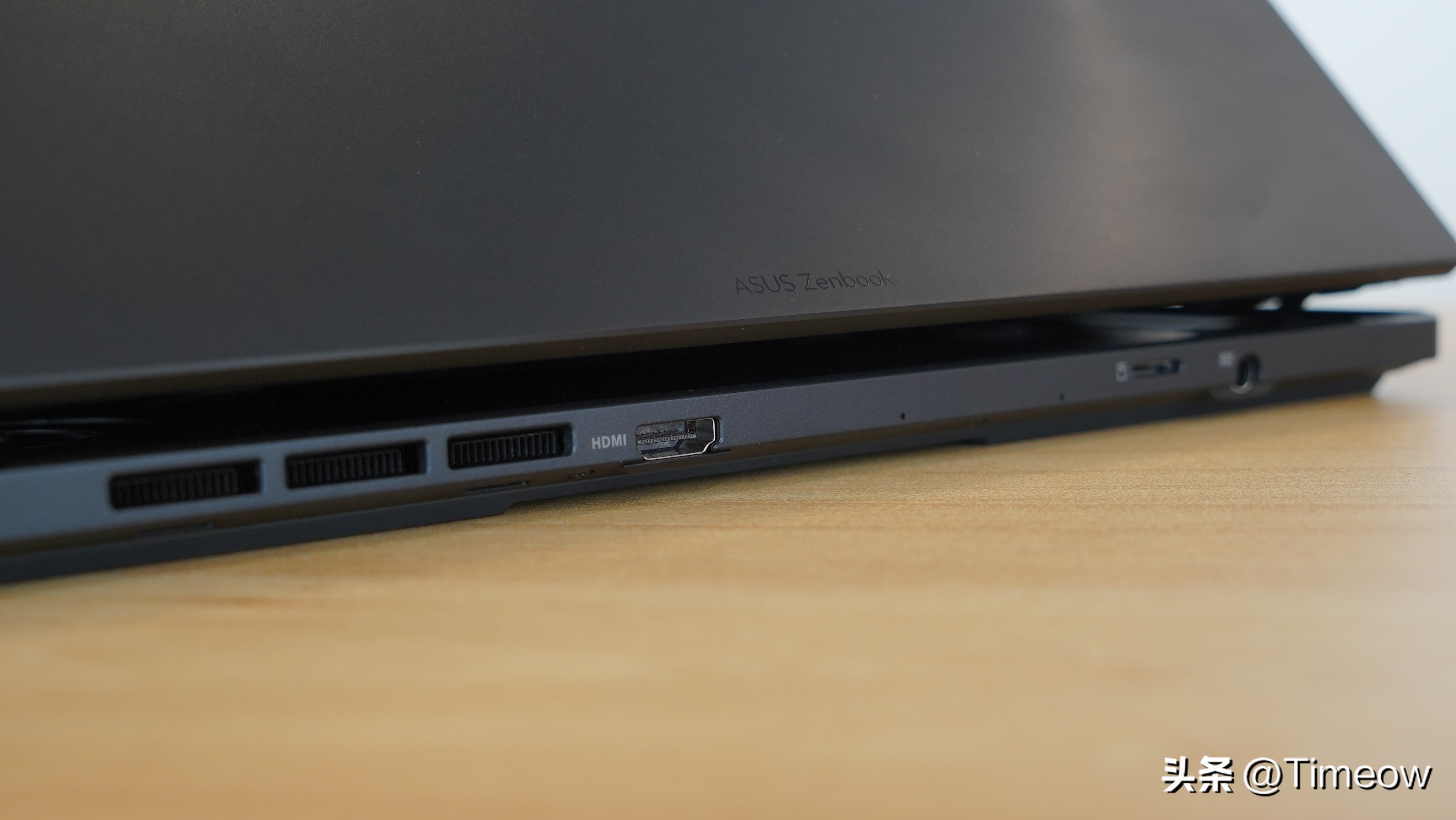 华硕灵耀x双屏pro如何玩转双屏,华硕灵耀x双屏pro2023性能如何