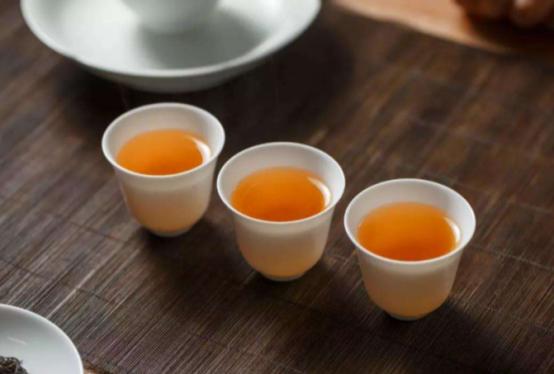 央视曝光3种茶被列入黑名单,这3种饮料已被拉入黑名单