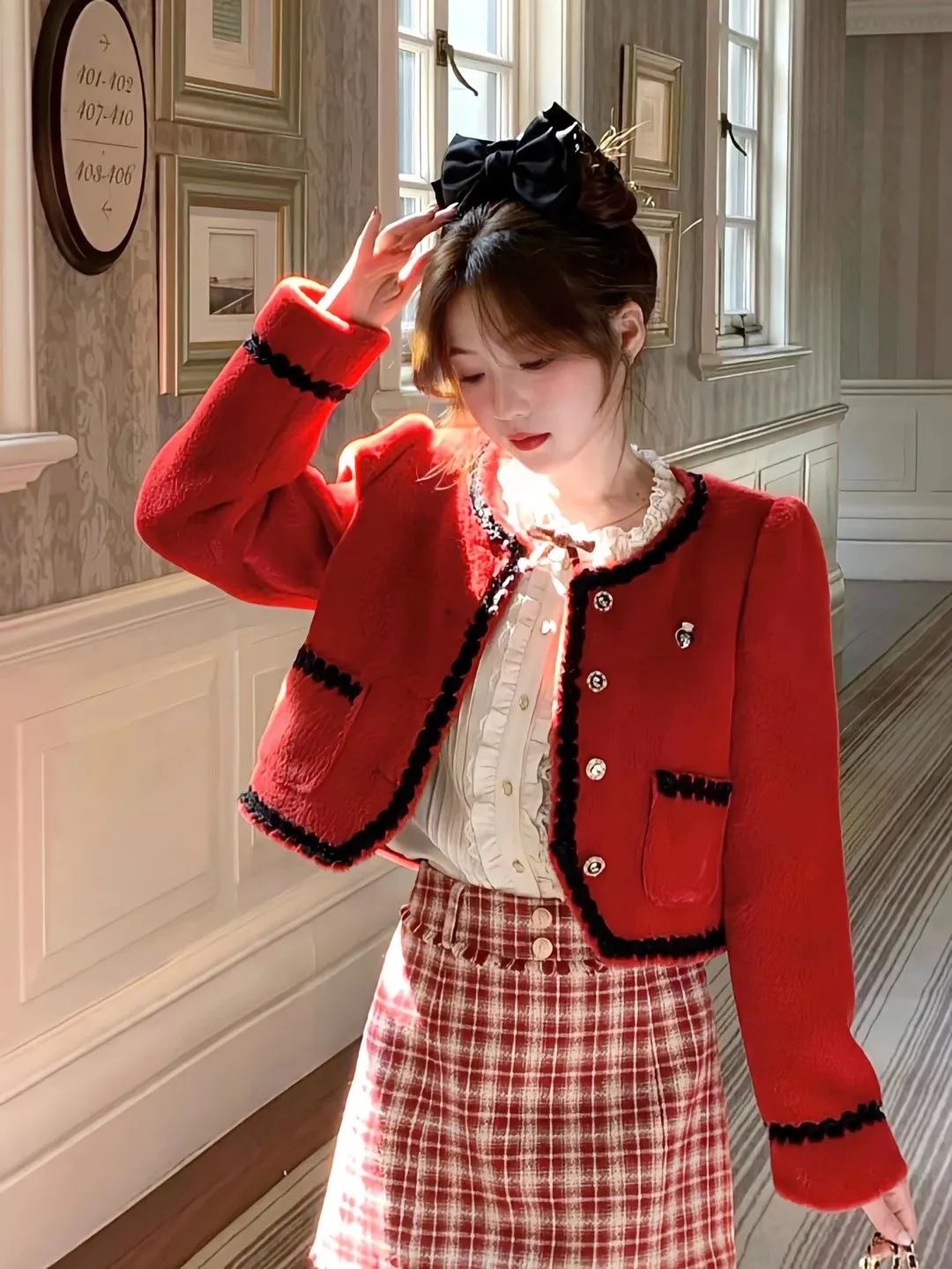 今年别再披头散发了三款减龄发型,秋冬季更适合有氛围感的发型