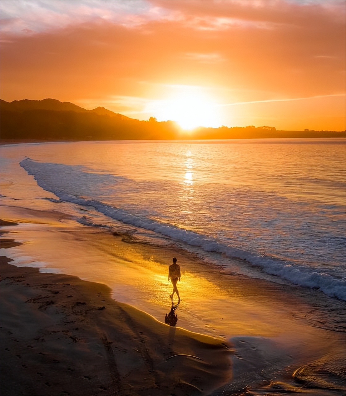 这对年轻夫妻放弃高薪，旅行2年花光存款，潇洒8年后向全网凡尔赛