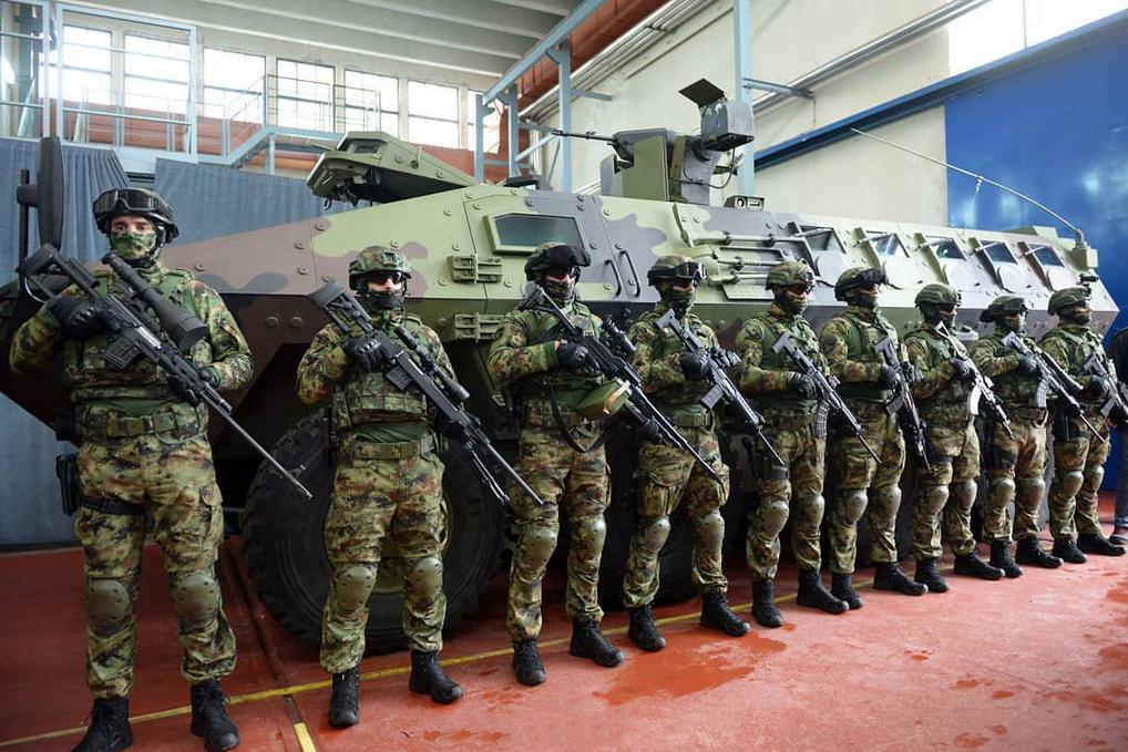 美俄第二战场爆发，塞尔维亚全军进入最高战备：向科索沃紧急出发