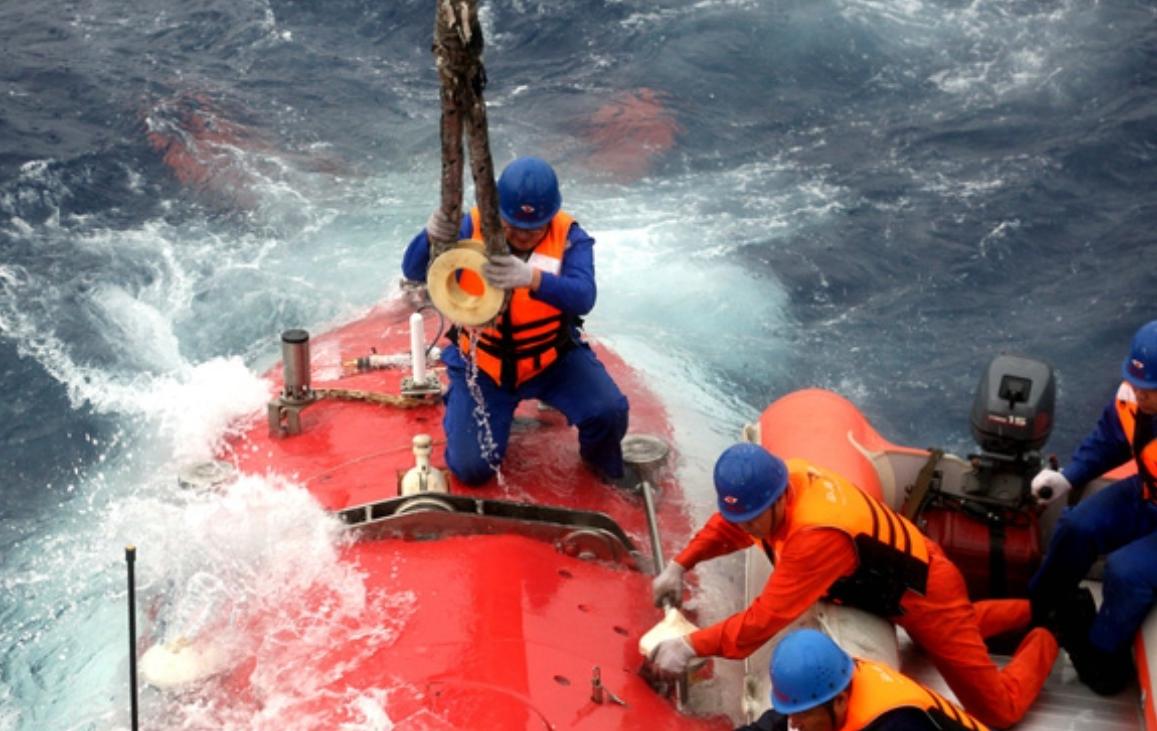 跳海自救等于“自杀”？假如你在海上失事，你该如何自救