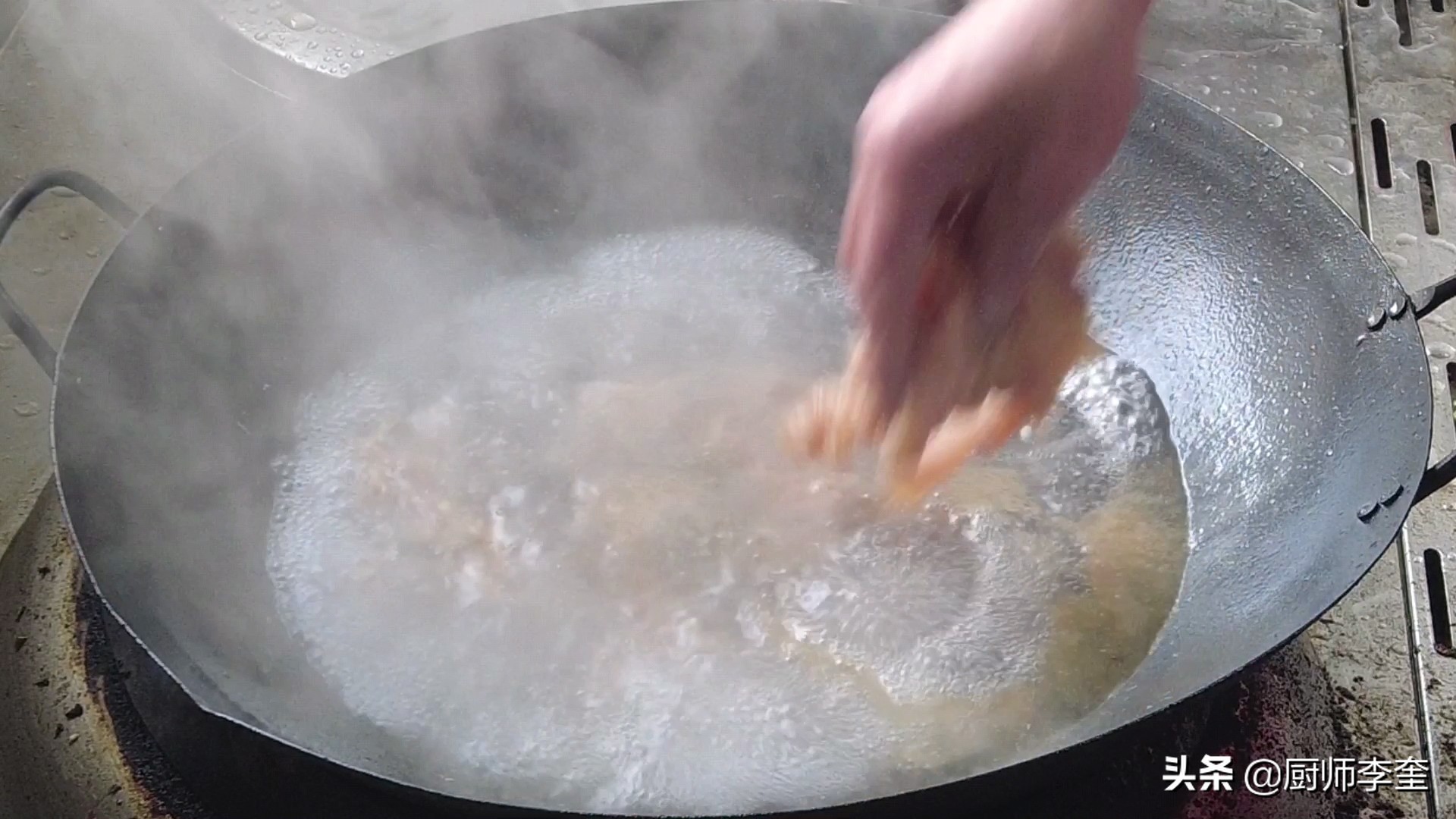 鸡胸肉手撕鸡简单做法又嫩又好吃,鸡胸肉最好吃的做法黄焖鸡