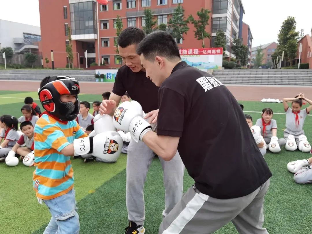 达州市嘉祥外国语学校地址,达州嘉祥外国语学校高考喜报