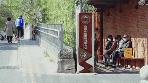 家里老人摔倒该怎么办,家里老人跌倒了买什么东西比较好