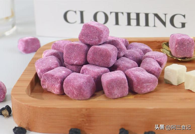 火车上带什么吃泡面,火车上爱吃泡面可以吃什么