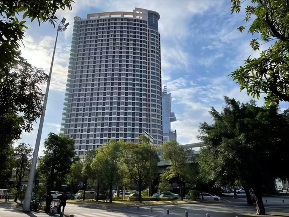 楼盘烂尾到拍卖重建,市中心的房子烂尾概率高吗