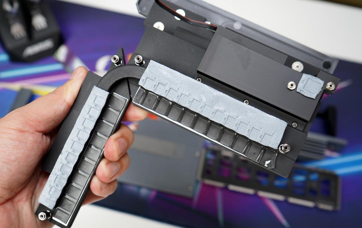 z790技嘉小雕和超耐久主板区别,技嘉超级雕主板z790搭配什么显卡