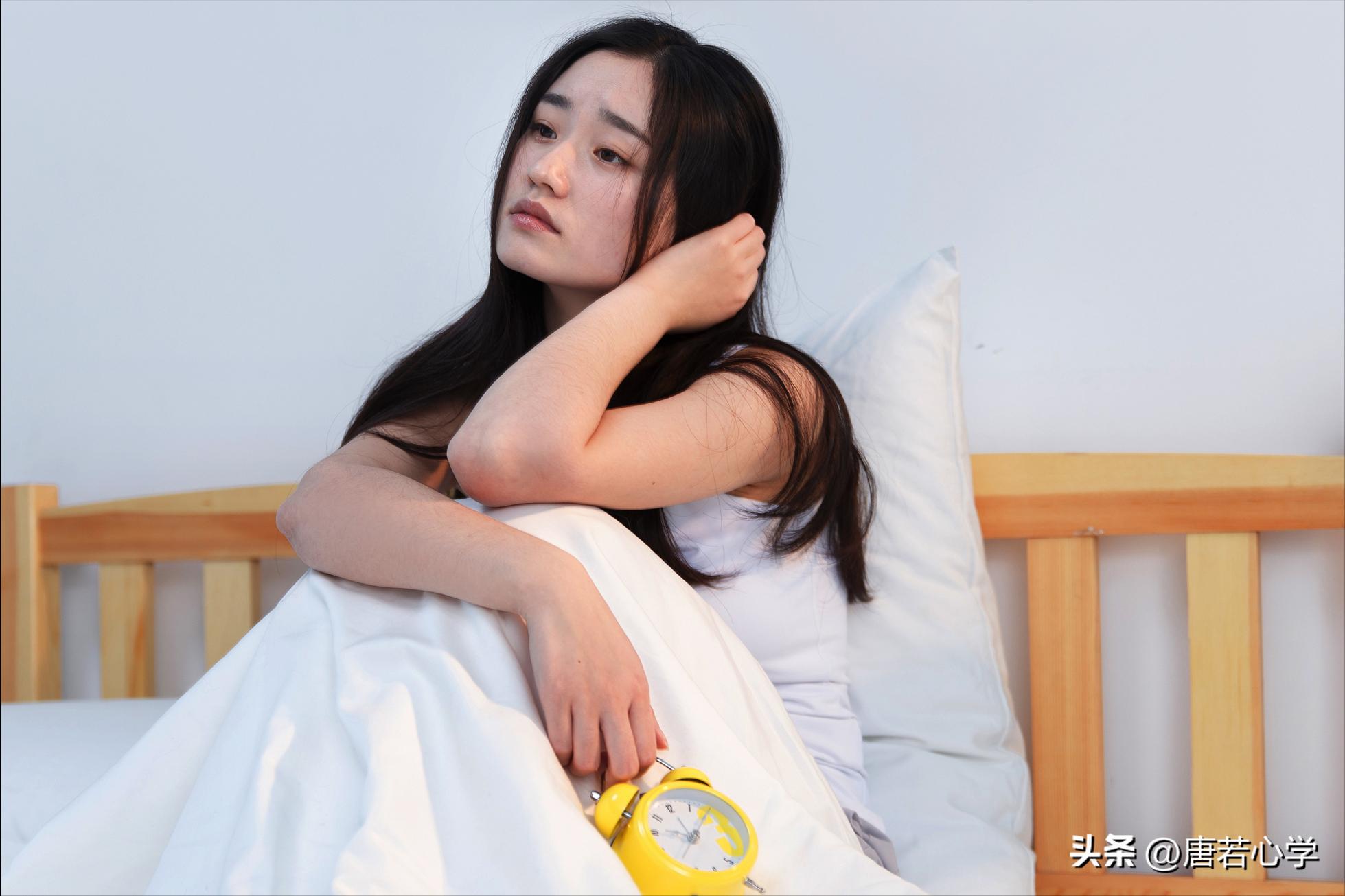 情绪低落消极怎么治愈,心理学心情低落吃什么