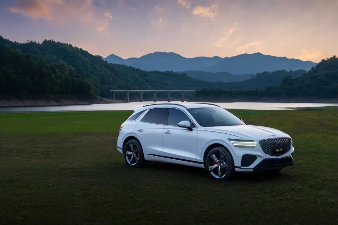 捷尼赛思gv70驾驶体验,捷尼赛思gv70实车