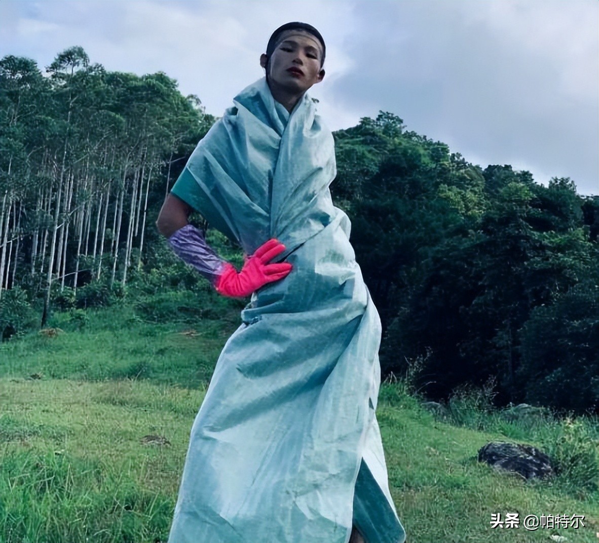 陆仙人怎么走路有气质教程,陆仙人走路教学