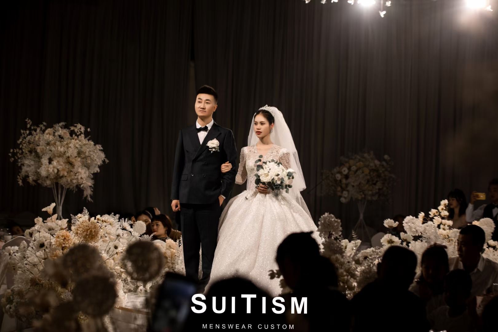 内江定制西服厂家,内江修身西服定制