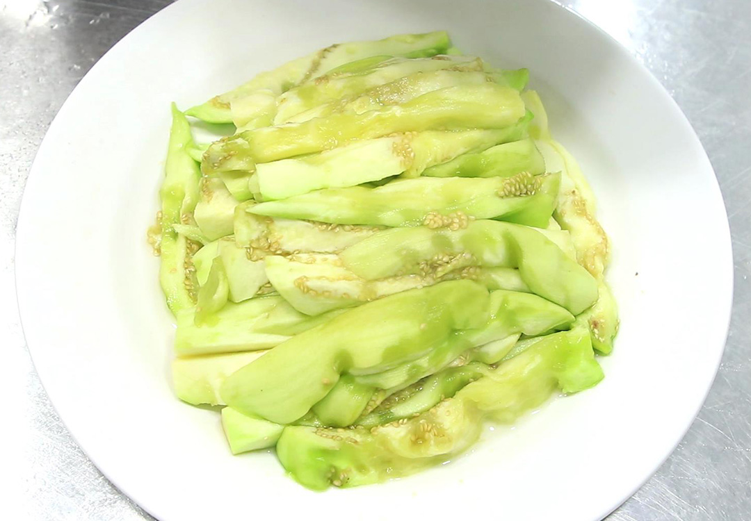 花生配什么菜最好吃，教你5种不同做法，鲜香美味，顿顿吃光盘