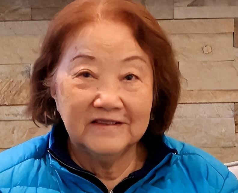 她在美国生活多少年,她在美国