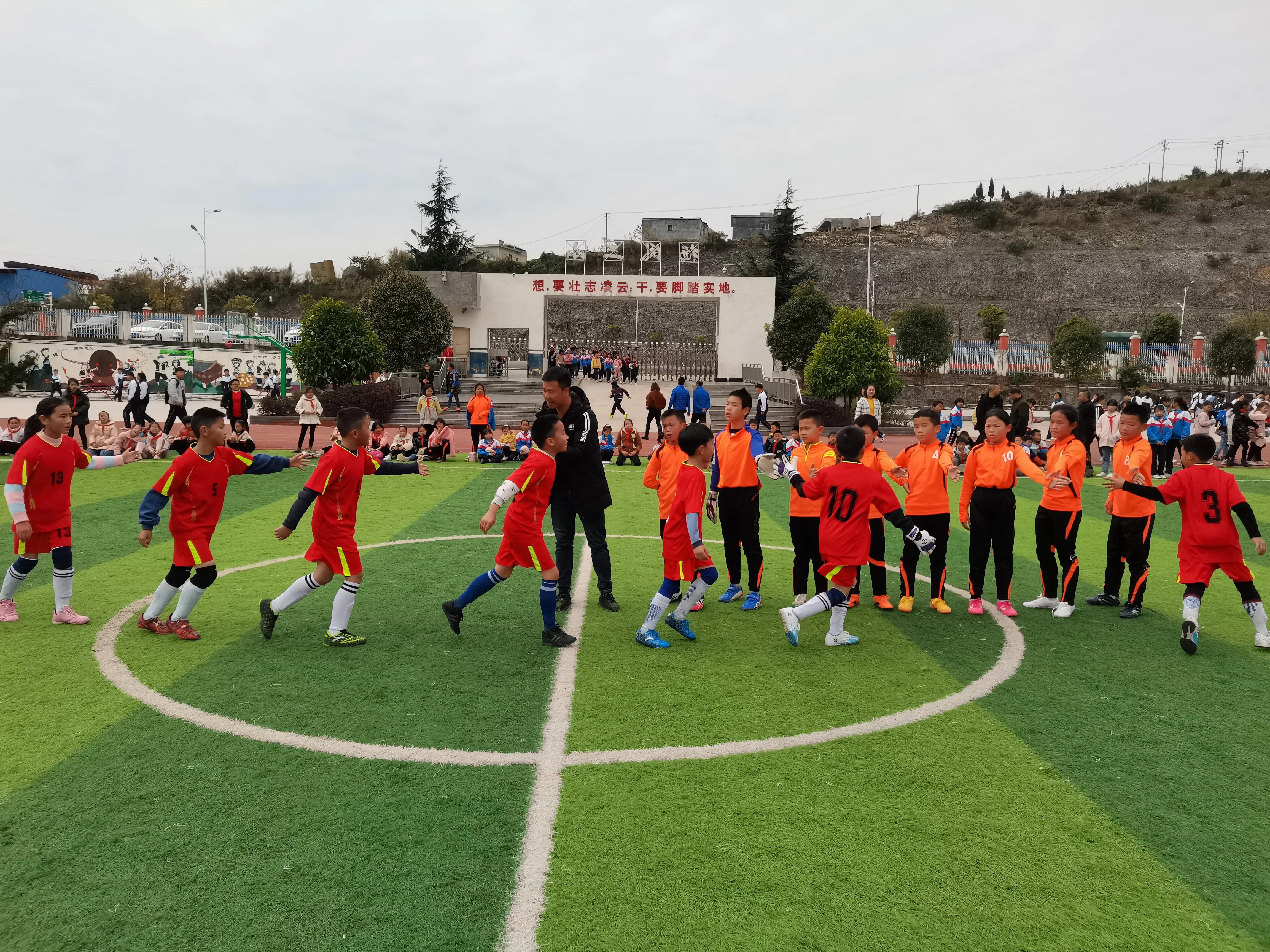 “双减”助推魅力足球阳光少年