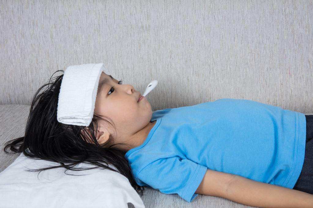 钟南山孙女感染新冠三天就好，年纪小恢复更快！给家长带来安慰