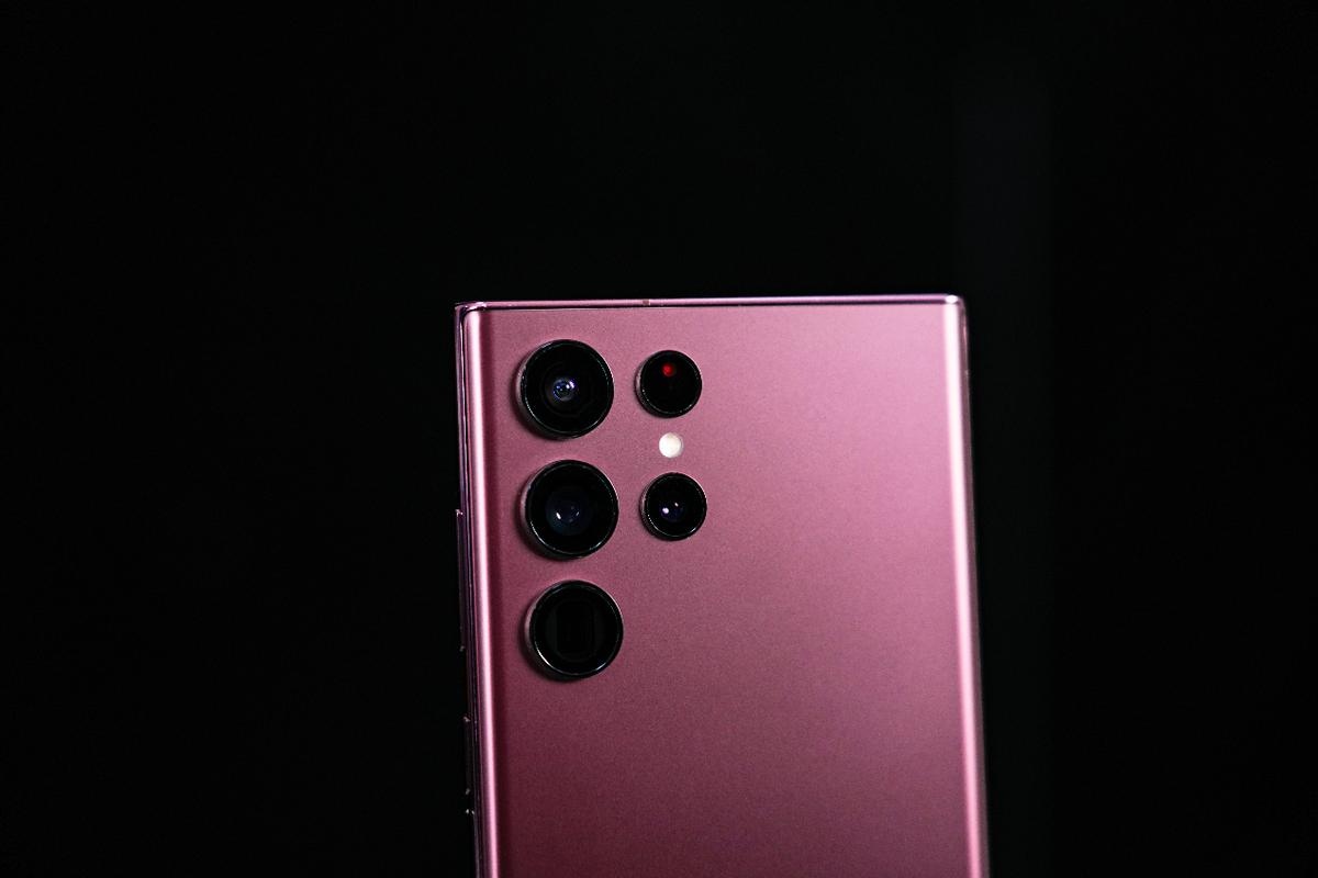 三星s22+真实体验,三星s22u和华为mate40pro哪个好