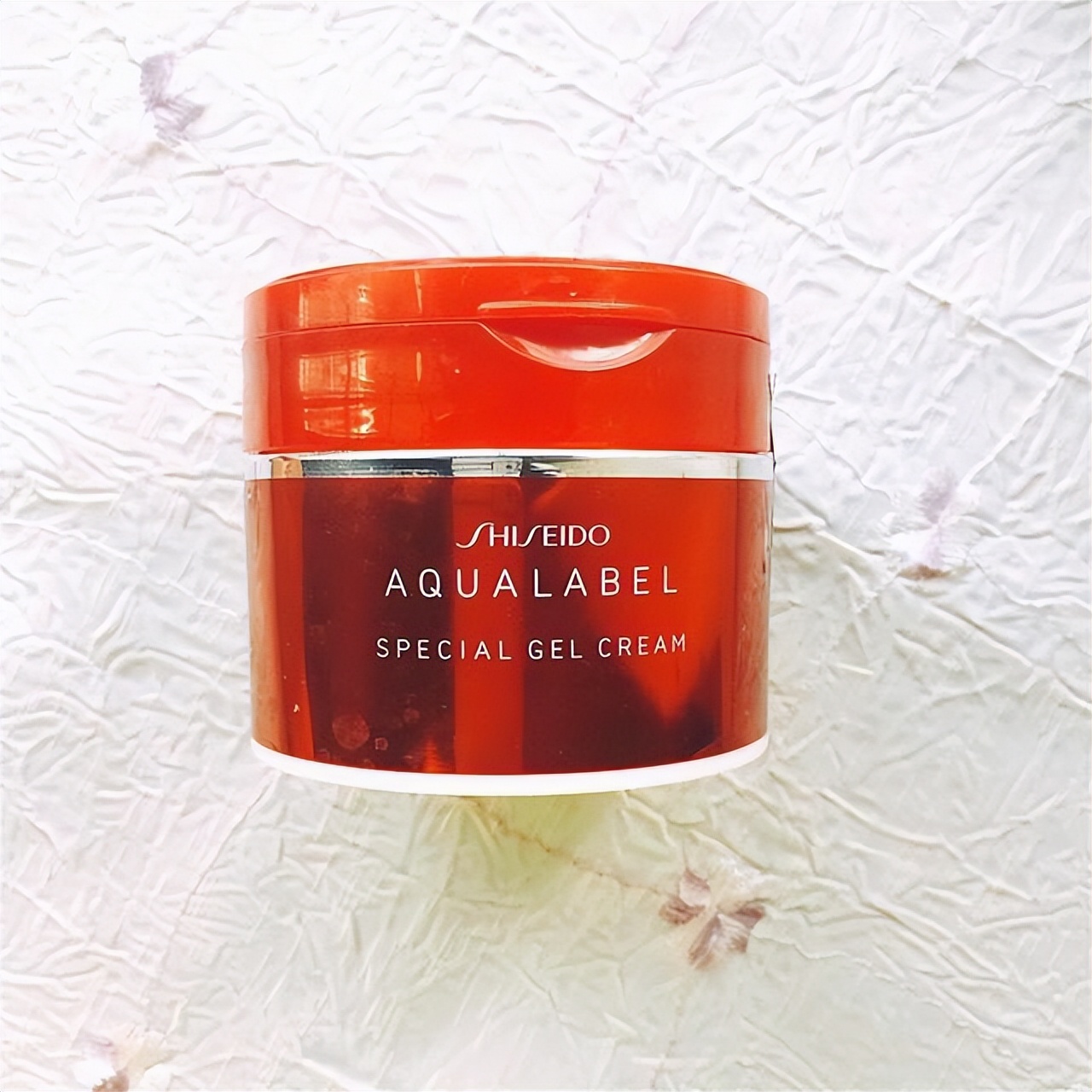 最不能缺少的是什么,最补水的护肤霜