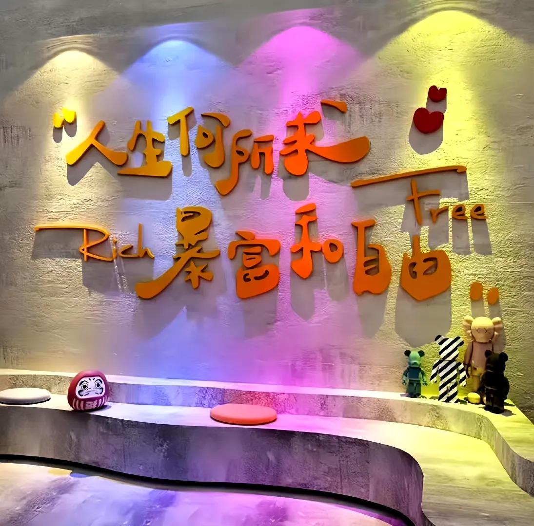 背景图一组个性,背景图一组精选朋友圈背景图