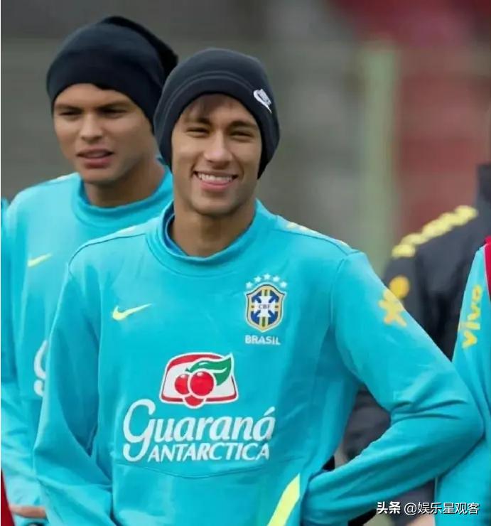 世界足坛史上最杰出的十大球星,世界足坛最佳前一百名球员