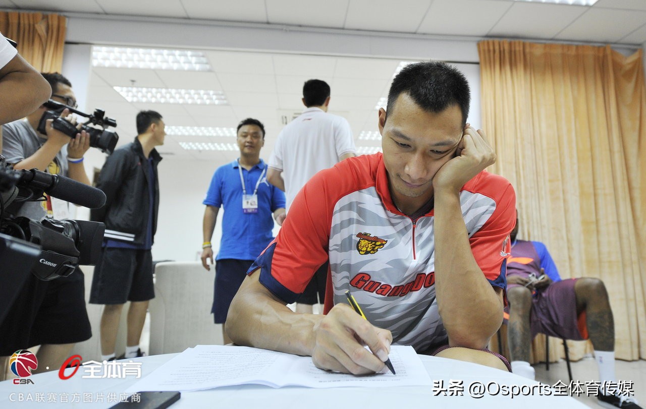 高考加油打气视频素材,高考加油视频集体打气