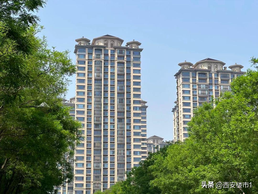 燃炸！刚刚楼面价2万/㎡+成交！溢价14.71%、15%两宗地全部成交