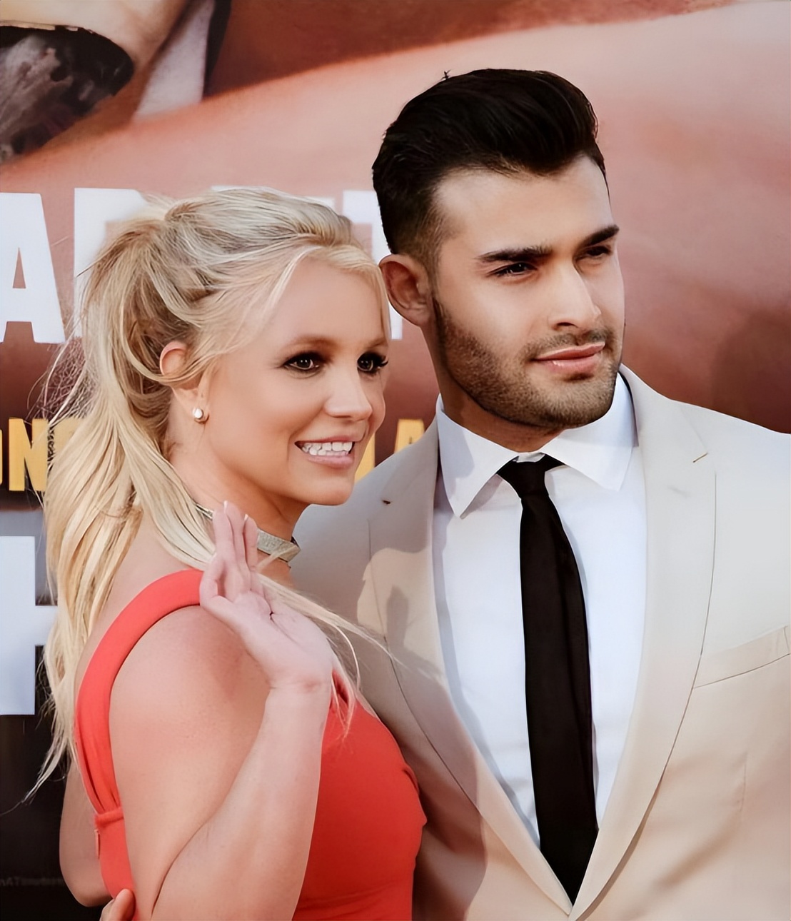 被父亲奴役13年的“小甜甜”,体内被放节育器,不让她见自己孩子