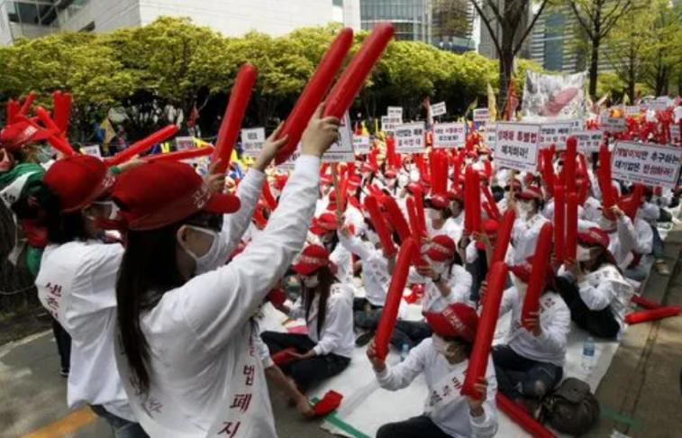 韩国色情业为何如此猖獗?100多万女性受害,打黄18年越打越黄