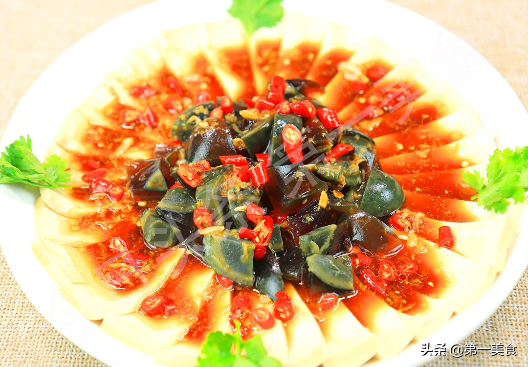 豆腐的传统做法石磨豆腐,腊月二十五做豆腐图片