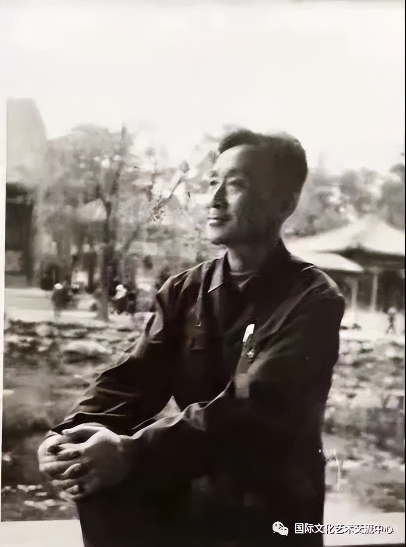 中国现代散文十大作家人民文学奖,中国散文名家颁奖