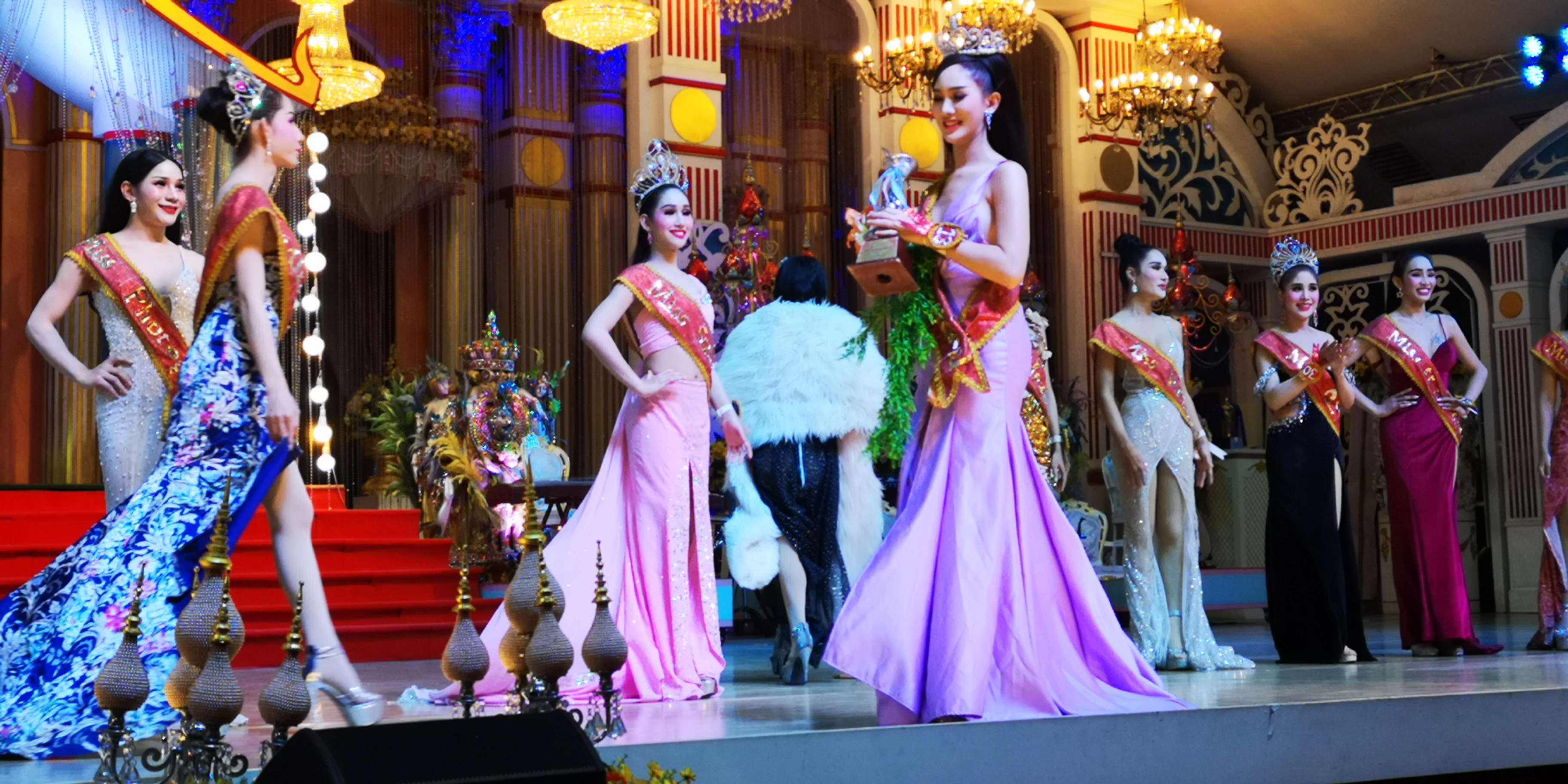 泰国底层人妖“退休”后逐渐恢复男儿身，也渴望爱情