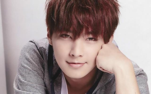 炎亚纶虐心片段,炎亚纶曝恋爱细节