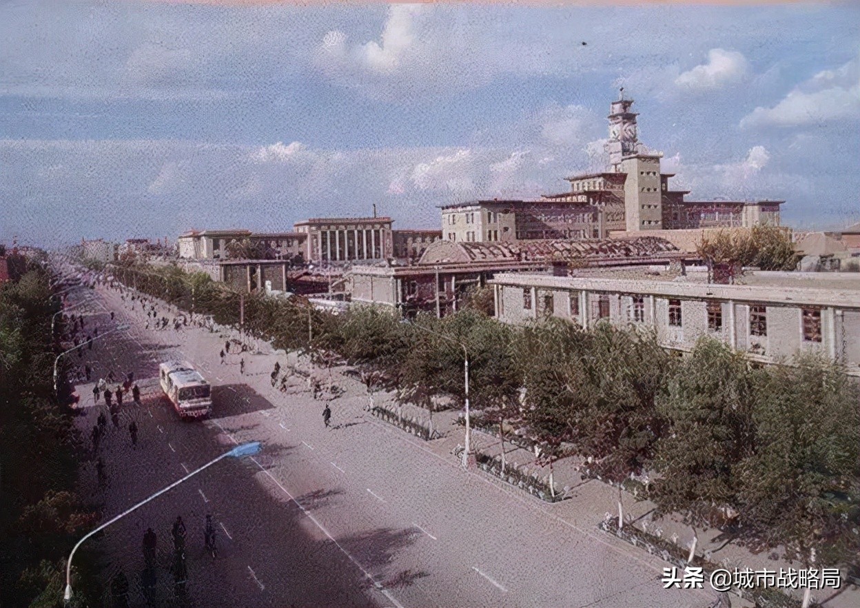 鐓ら兘鎶氶『vs鐓ら兘澶у悓,鐓ら兘灞辫タ鍙戝睍