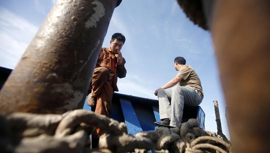 上海74岁老人去世5天后儿子被捕,上海62岁独居老人病死家中