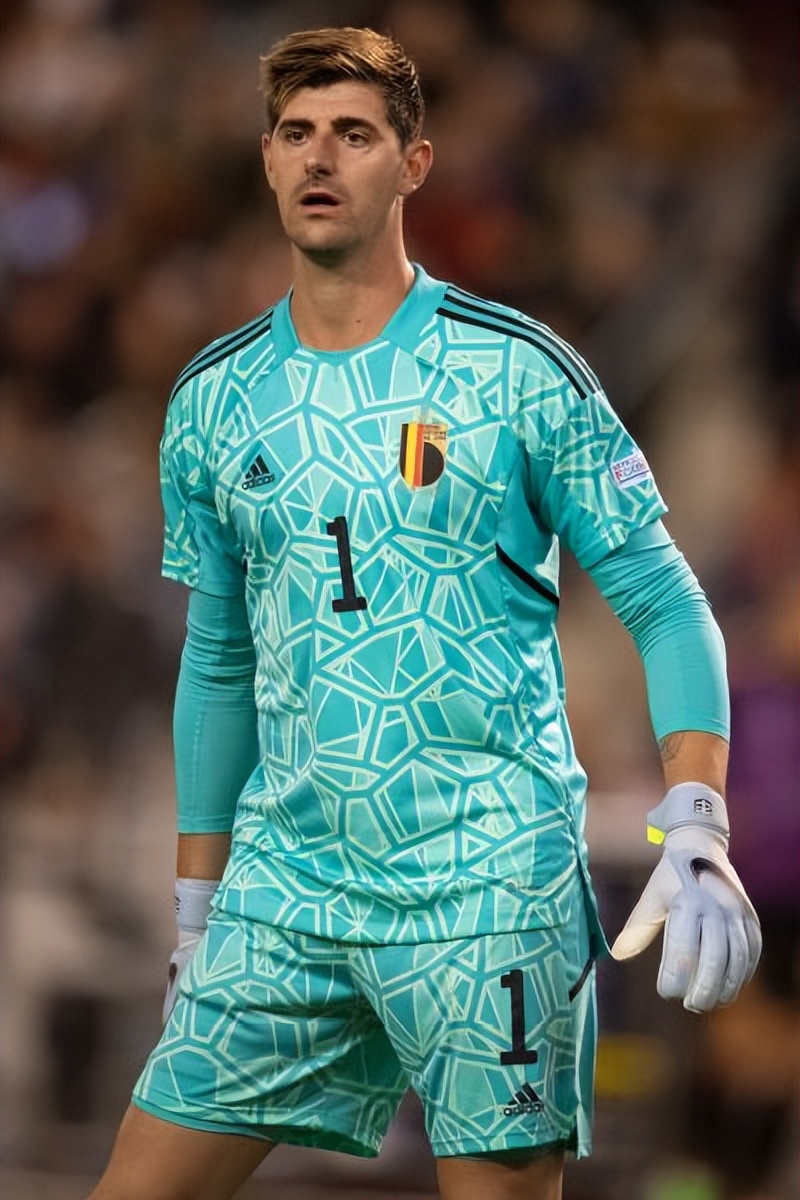 姆巴佩同期数据与梅西c罗对比,22年世界杯梅西和姆巴佩数据对比