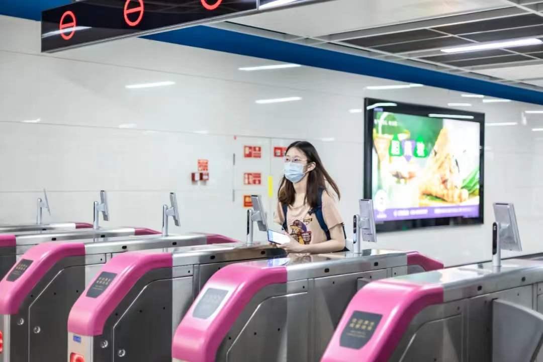 成都东边哪里好玩,成都东从哪个口进去