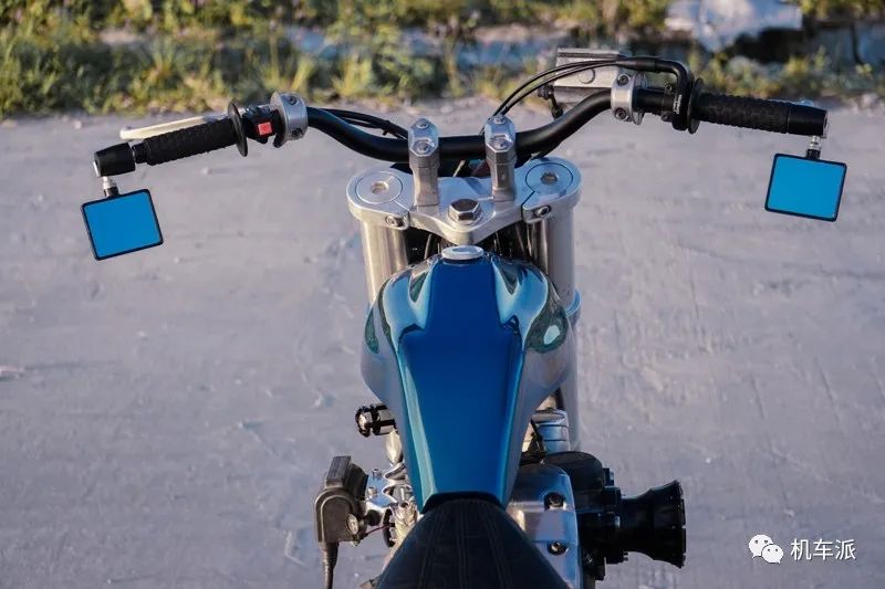 定制|来自望加锡的小怪兽哈雷XL1200Tracker欣赏