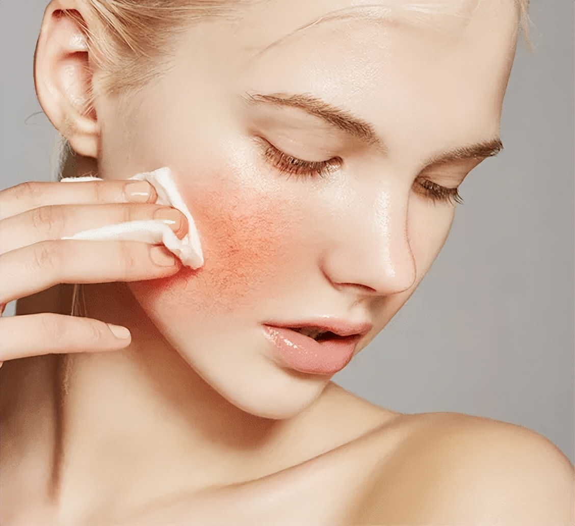 激光治疗的真实案例,40岁还有必要做激光治疗近视眼吗