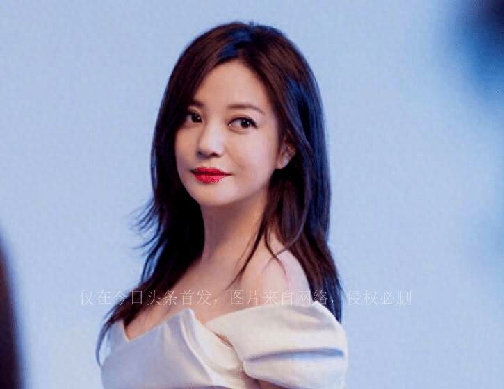 赵薇被除名了,黄晓明撇清赵薇