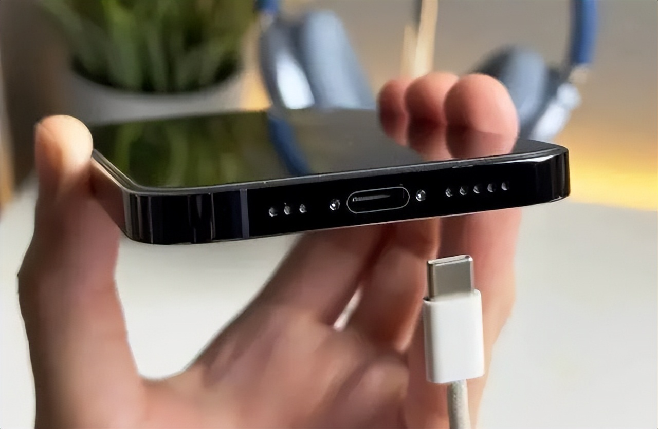 iphone主板漏电的表现,iphonexsmax漏电