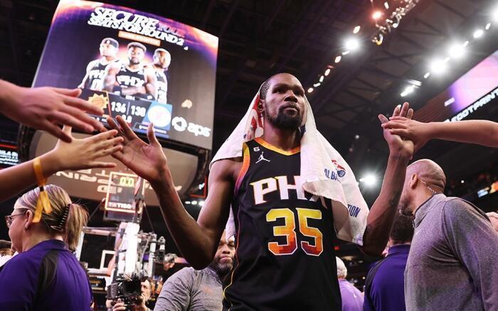 杜兰特获天价代言合同詹姆斯祝贺,杜兰特詹姆斯终身合同