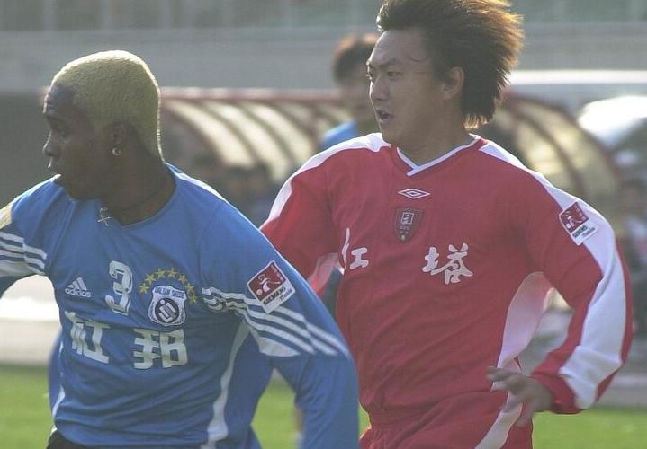 大连队日常篇：四人进名人堂，基额很努力，官媒释谣言