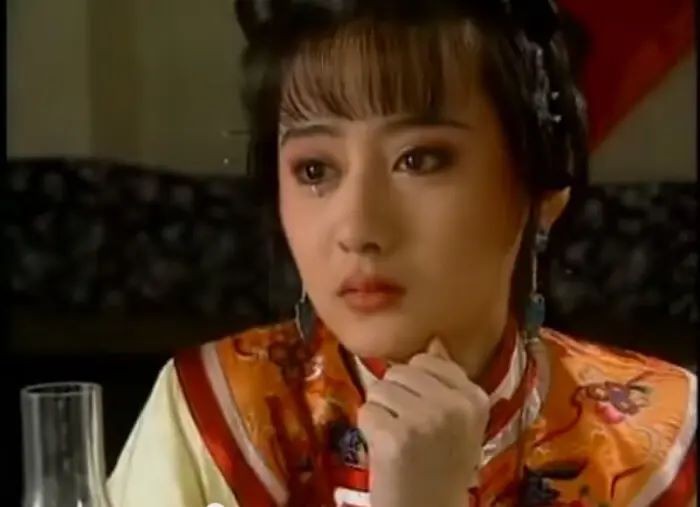 拼三观琼瑶vs亦舒 (亦舒和琼瑶三观)