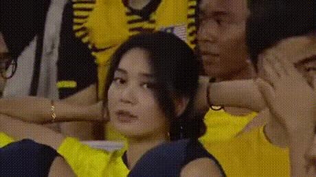 无聊图集20221126足球反着买，别墅靠大海